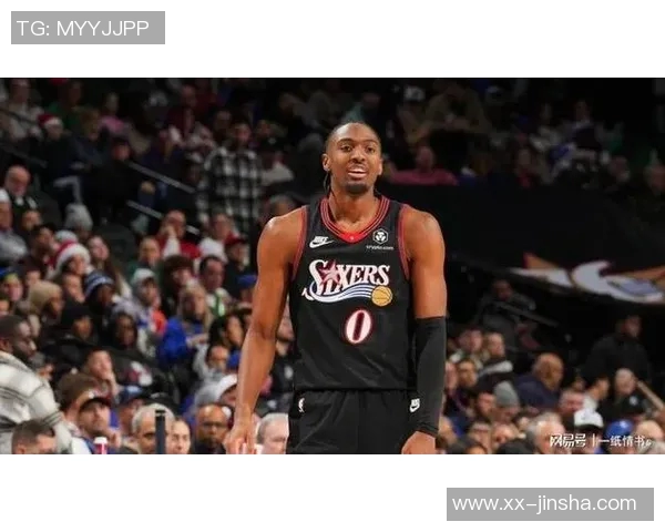 马克西盛赞格莱姆斯留队表现期待他将为球队增添强大实力